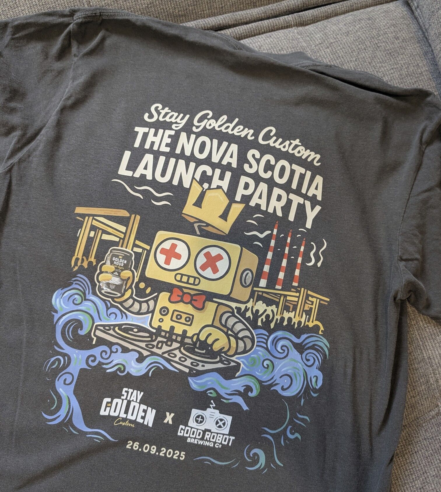 good robot stay golden custom party t-shirt