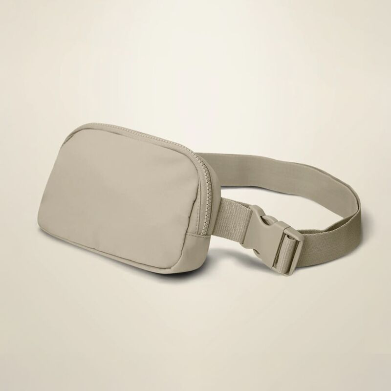 MATTE HIP PACK. 0.75 L.  Thumbnail