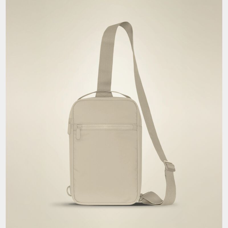 MATTE SLING BAG. 4 L.  Thumbnail